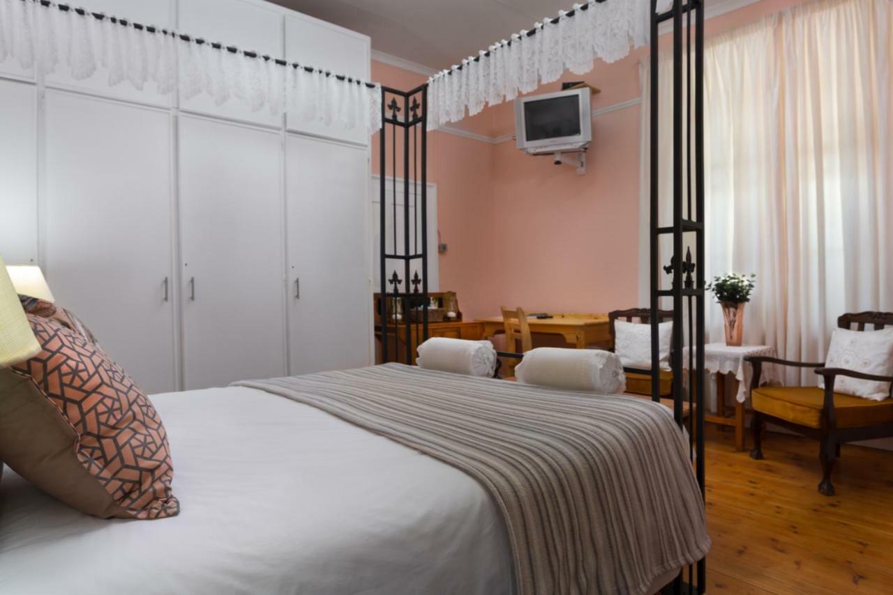 La La DaThel Guesthouse Colesberg Extérieur photo