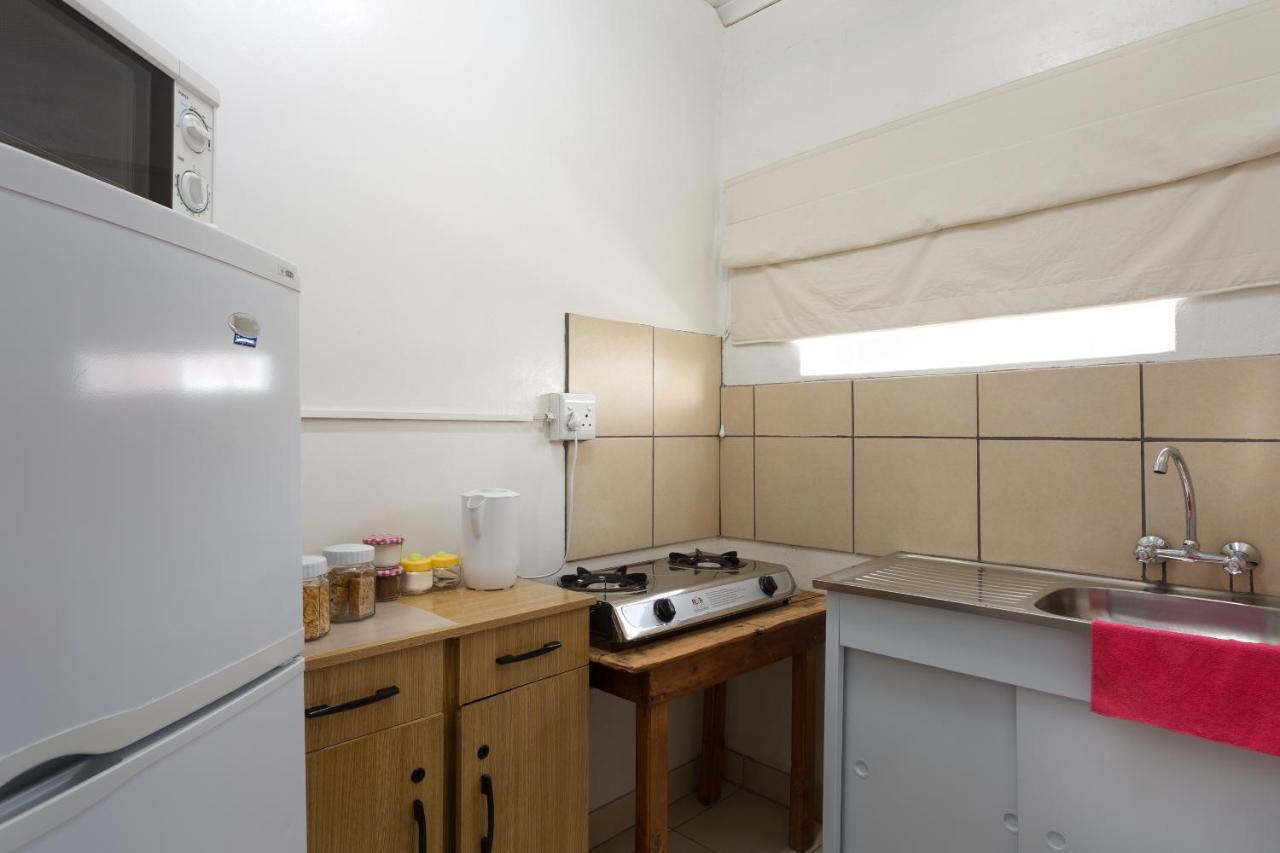 La La DaThel Guesthouse Colesberg Extérieur photo